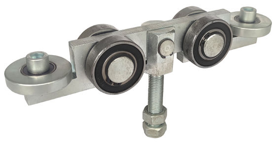 Bộ con lăn cửa treo bằng thép mạ kẽm Q235 với tấm trung tâm rèn
