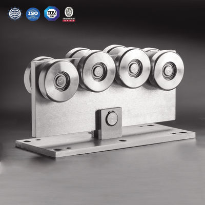 cổng nhà máy sllding cổng carraige có 5 bánh xe