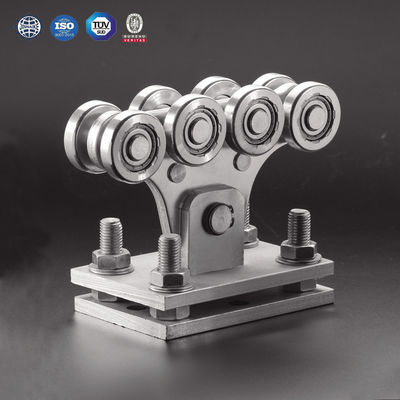 cổng nhà máy sllding cổng carraige có 5 bánh xe