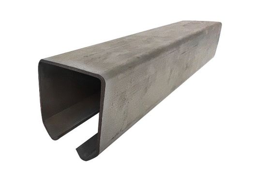 6 mét Nhà để xe Treo Tủ theo dõi Bộ theo dõi Đường ray Cửa Cấu hình cửa Tấm thép mạ kẽm